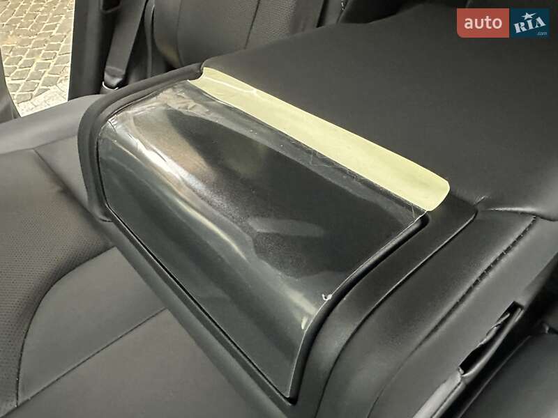 Внедорожник / Кроссовер Lexus LX 2022 в Киеве