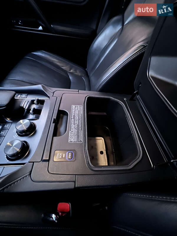 Внедорожник / Кроссовер Lexus LX 2019 в Киеве фото 49 Внедорожник / Кроссовер Lexus LX 2019 в Киеве