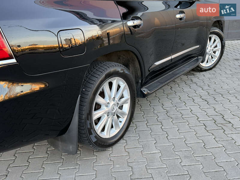 Внедорожник / Кроссовер Lexus LX 2008 в Киеве фото 89 Внедорожник / Кроссовер Lexus LX 2008 в Киеве