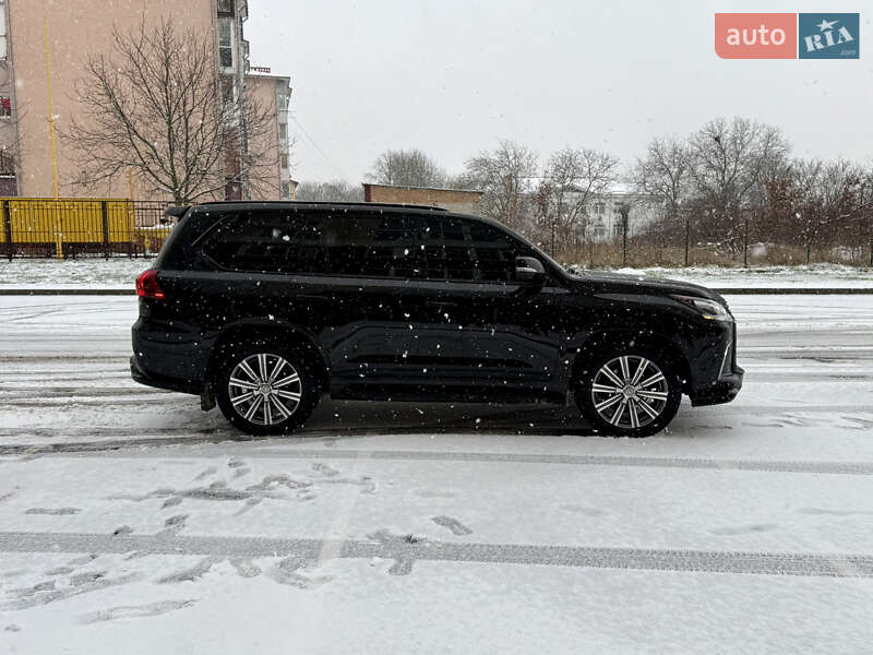 Внедорожник / Кроссовер Lexus LX 2016 в Умани