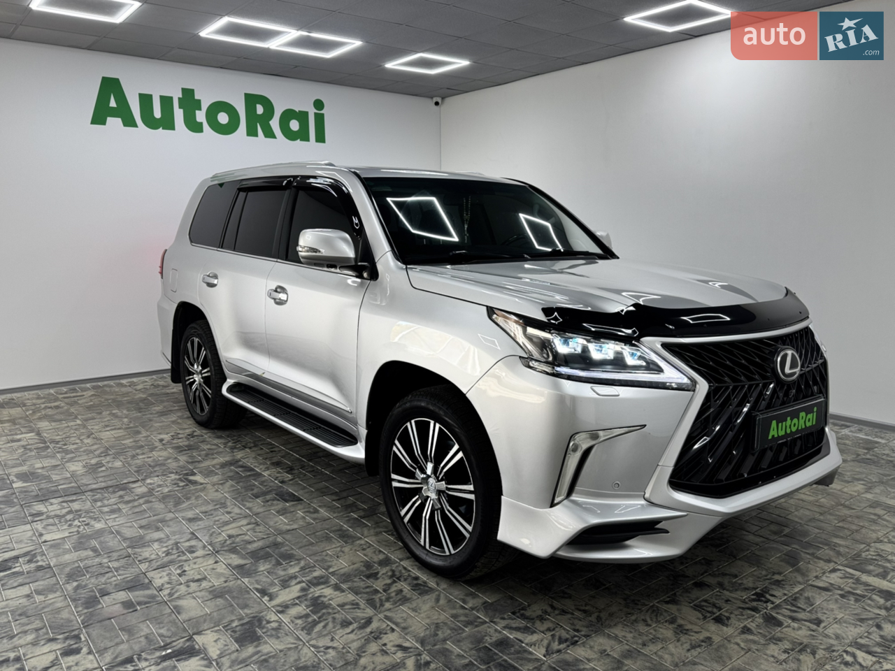 2010 Lexus LX - мініатюра 21