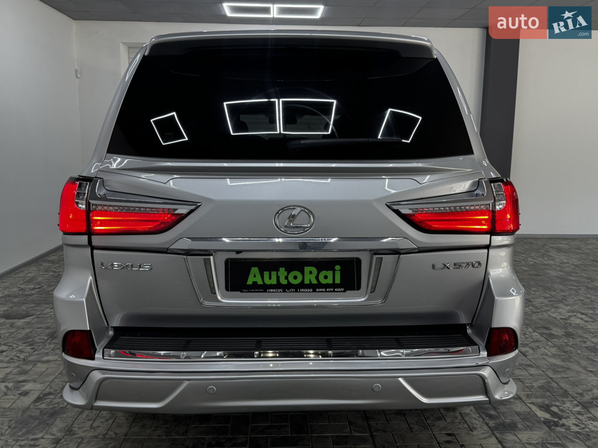 2010 Lexus LX - мініатюра 5