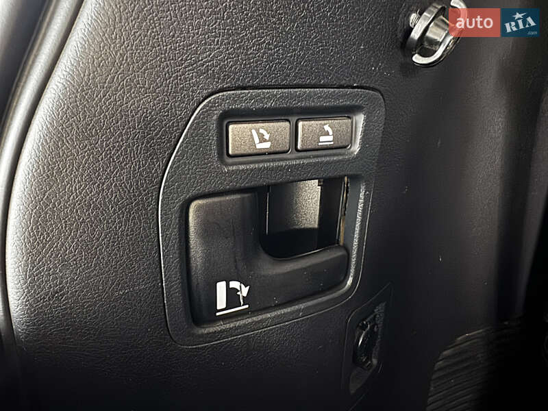 Внедорожник / Кроссовер Lexus LX 2010 в Одессе фото 25 Внедорожник / Кроссовер Lexus LX 2010 в Одессе