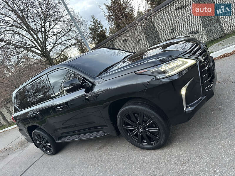 Внедорожник / Кроссовер Lexus LX 2018 в Днепре фото 21 Внедорожник / Кроссовер Lexus LX 2018 в Днепре