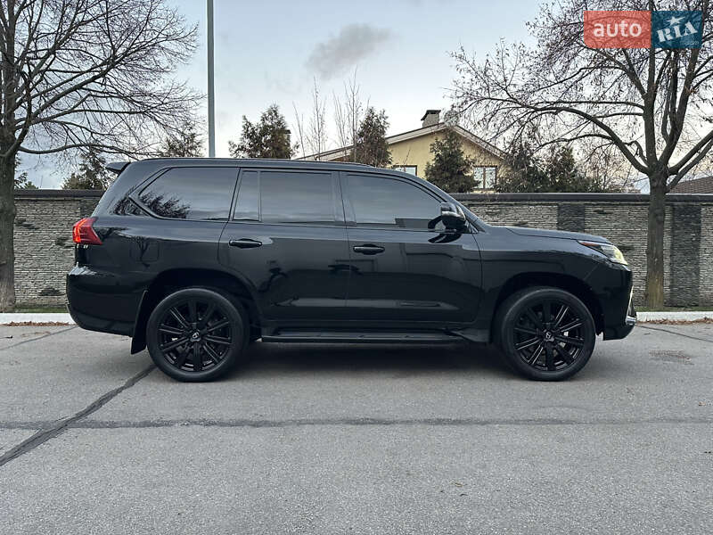 Внедорожник / Кроссовер Lexus LX 2018 в Днепре фото 23 Внедорожник / Кроссовер Lexus LX 2018 в Днепре