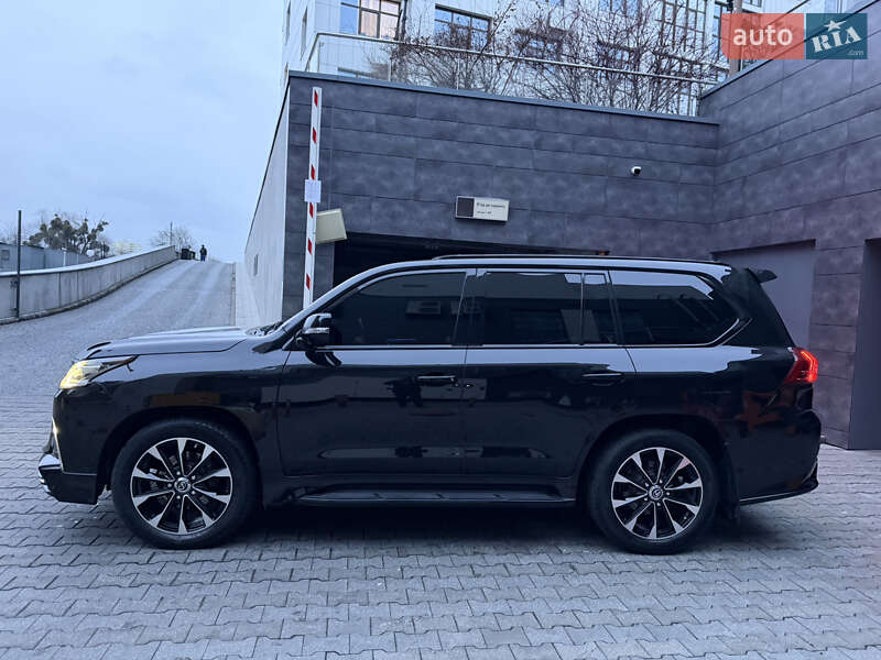 Внедорожник / Кроссовер Lexus LX 2017 в Киеве фото 16 Внедорожник / Кроссовер Lexus LX 2017 в Киеве
