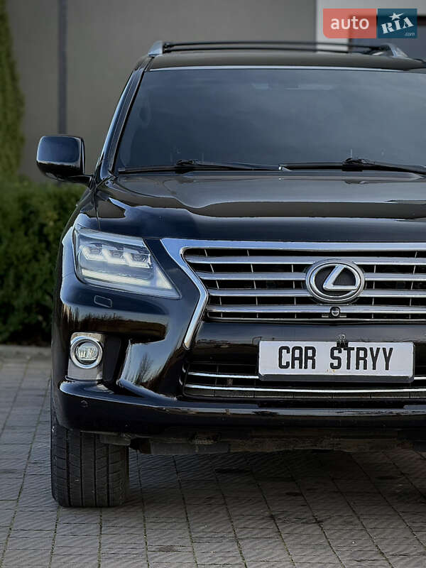 Внедорожник / Кроссовер Lexus LX 2008 в Стрые