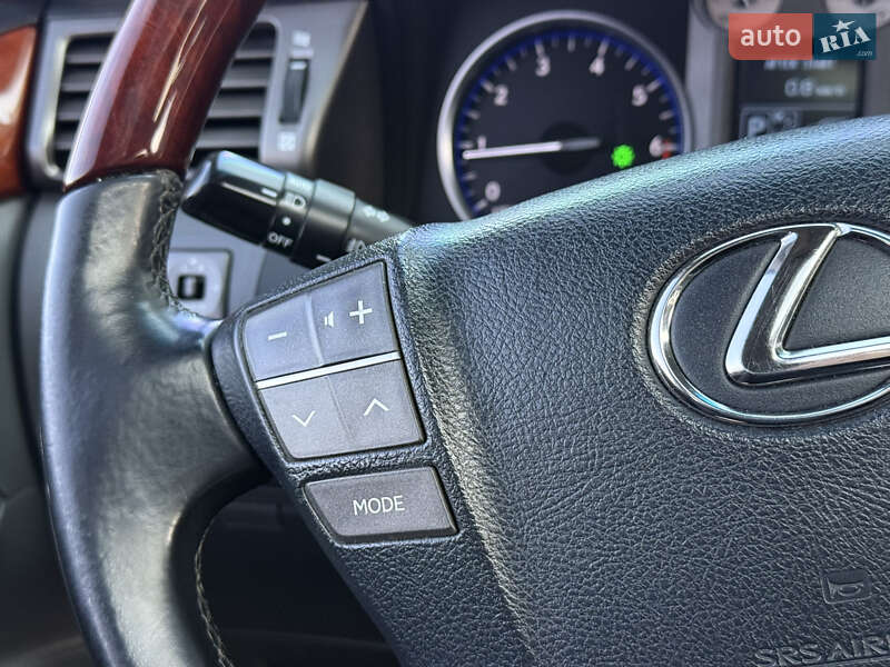 Внедорожник / Кроссовер Lexus LX 2008 в Стрые