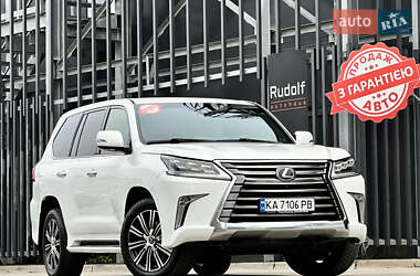 Внедорожник / Кроссовер Lexus LX 2017 в Киеве