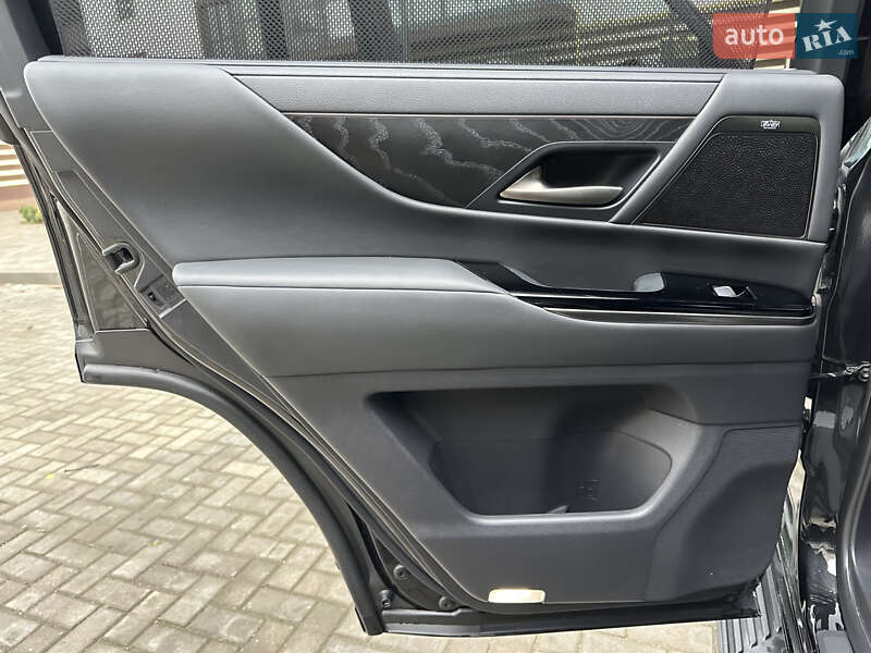 Внедорожник / Кроссовер Lexus LX 2023 в Киеве фото 23 Внедорожник / Кроссовер Lexus LX 2023 в Киеве