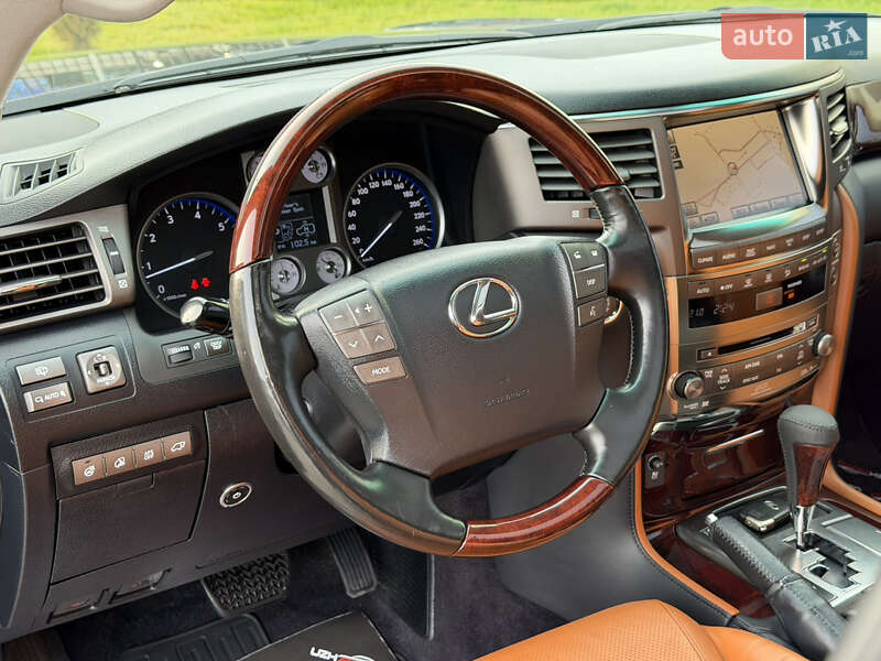 Внедорожник / Кроссовер Lexus LX 2011 в Ужгороде фото 32 Внедорожник / Кроссовер Lexus LX 2011 в Ужгороде