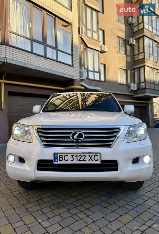 Внедорожник / Кроссовер Lexus LX 2008 в Виннице