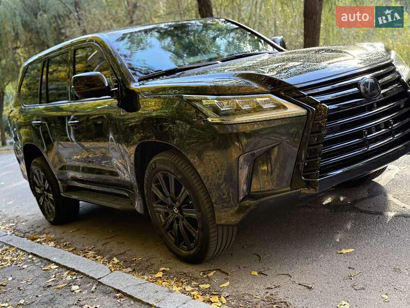 Внедорожник / Кроссовер Lexus LX 2017 в Киеве фото 3 Внедорожник / Кроссовер Lexus LX 2017 в Киеве