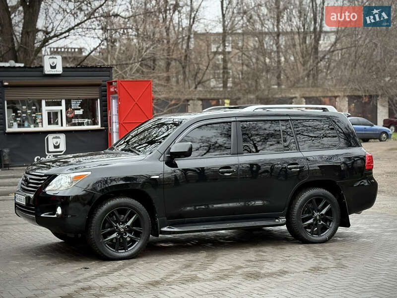 Внедорожник / Кроссовер Lexus LX 2008 в Запорожье
