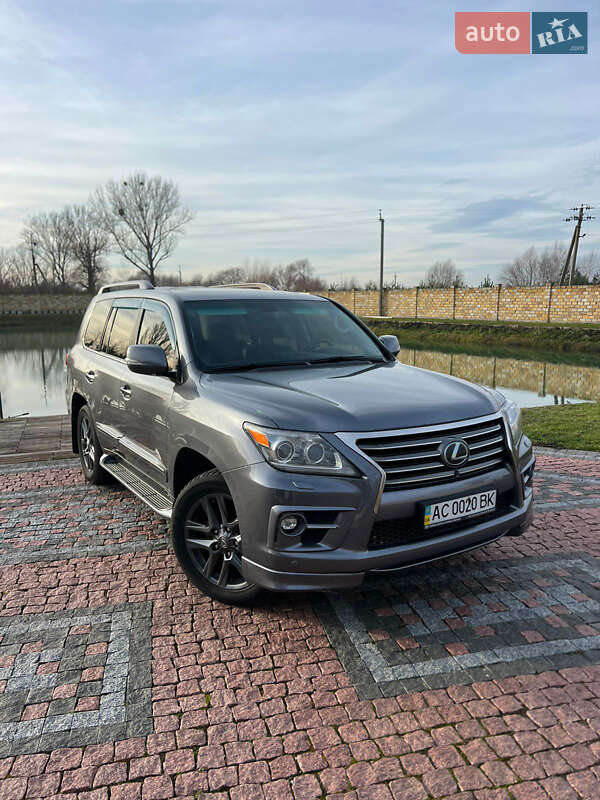 Внедорожник / Кроссовер Lexus LX 2014 в Нововолынске фото 14 Внедорожник / Кроссовер Lexus LX 2014 в Нововолынске