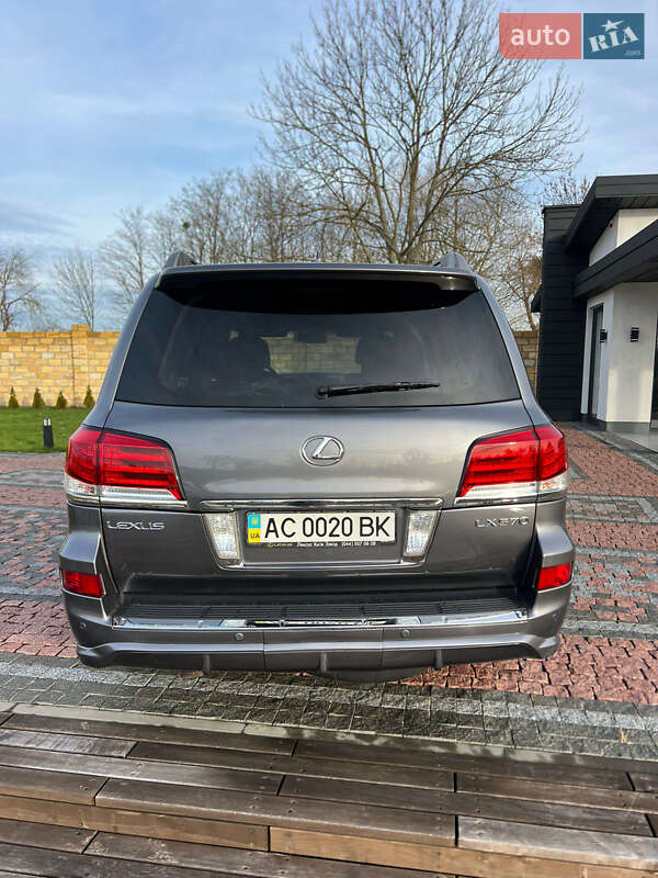 Внедорожник / Кроссовер Lexus LX 2014 в Нововолынске фото 18 Внедорожник / Кроссовер Lexus LX 2014 в Нововолынске