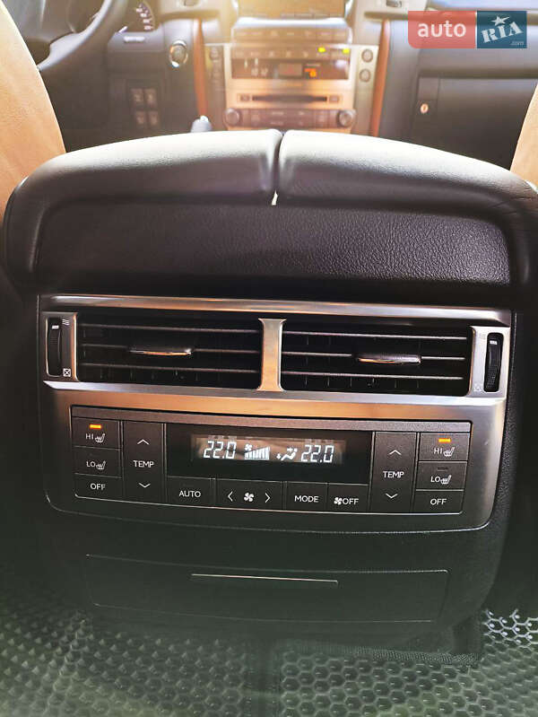 Позашляховик / Кросовер Lexus LX 2010 в Одесі