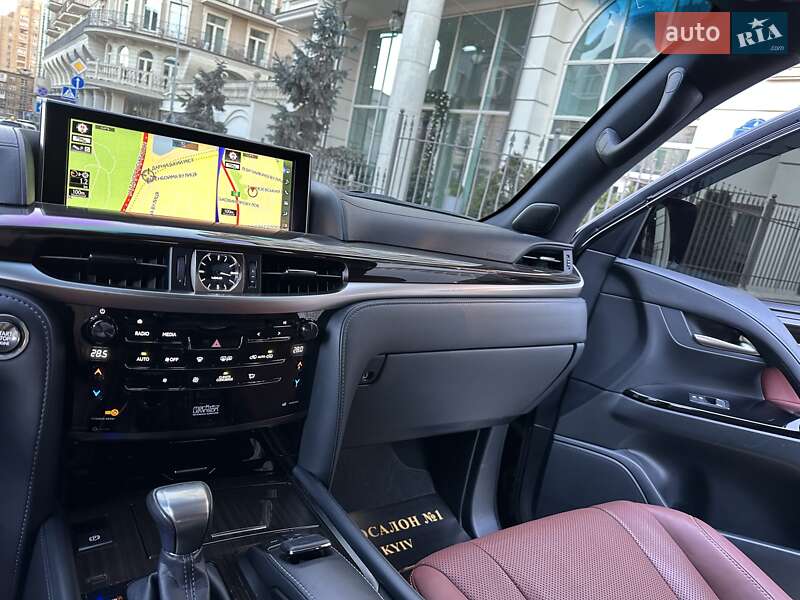 Внедорожник / Кроссовер Lexus LX 2021 в Киеве