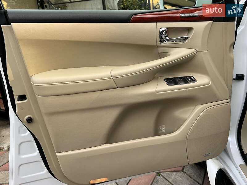 Внедорожник / Кроссовер Lexus LX 2008 в Черновцах фото 45 Внедорожник / Кроссовер Lexus LX 2008 в Черновцах