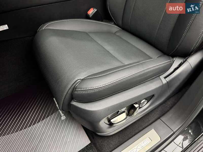 Внедорожник / Кроссовер Lexus LX 2025 в Киеве