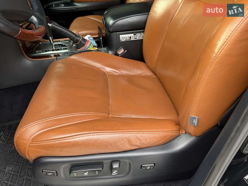 Внедорожник / Кроссовер Lexus LX 2011 в Львове