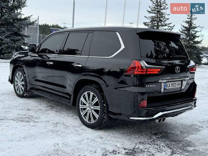 Внедорожник / Кроссовер Lexus LX 2017 в Киеве