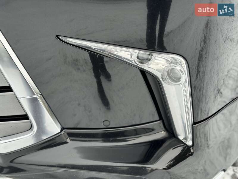 Внедорожник / Кроссовер Lexus LX 2017 в Киеве