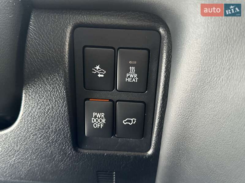 Внедорожник / Кроссовер Lexus LX 2017 в Киеве