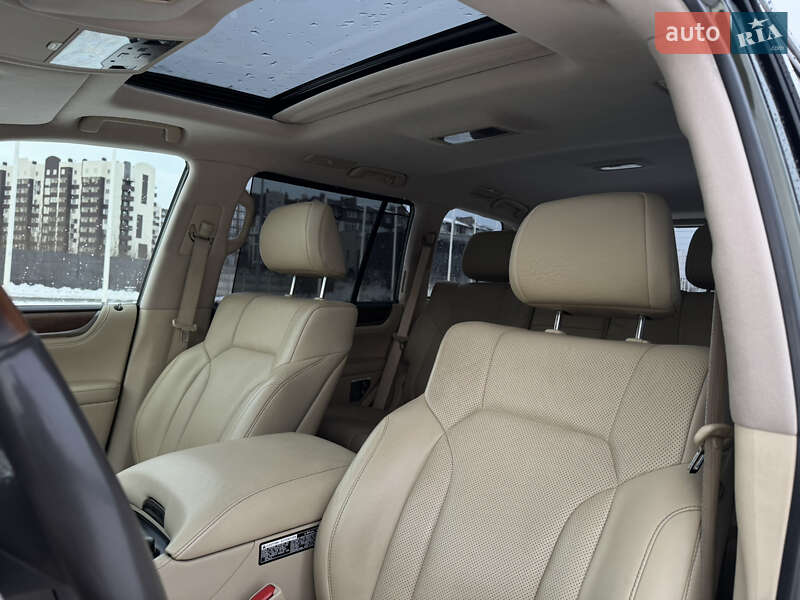 Внедорожник / Кроссовер Lexus LX 2021 в Киеве