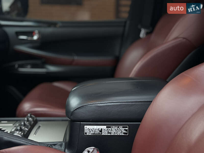 Позашляховик / Кросовер Lexus LX 2015 в Вінниці фото 24 Позашляховик / Кросовер Lexus LX 2015 в Вінниці