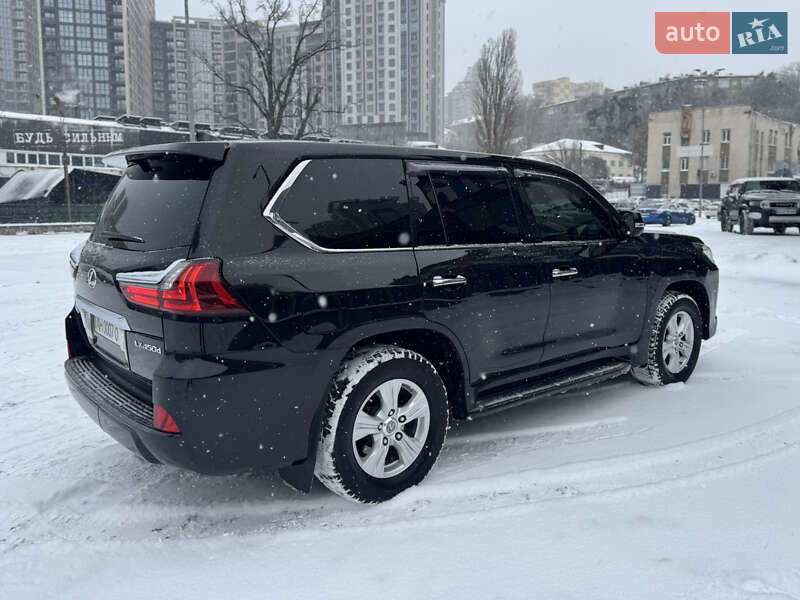 Внедорожник / Кроссовер Lexus LX 2015 в Киеве
