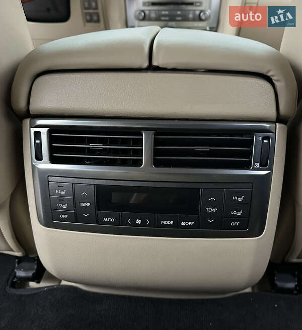 Внедорожник / Кроссовер Lexus LX 2008 в Днепре