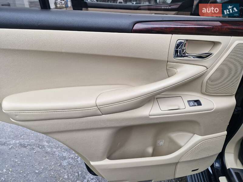 Внедорожник / Кроссовер Lexus LX 2008 в Николаеве