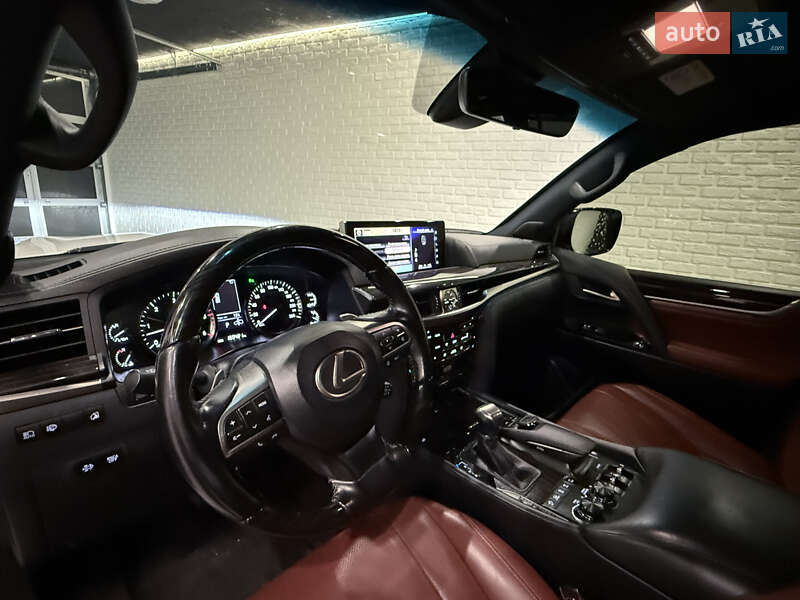 Внедорожник / Кроссовер Lexus LX 2020 в Одессе