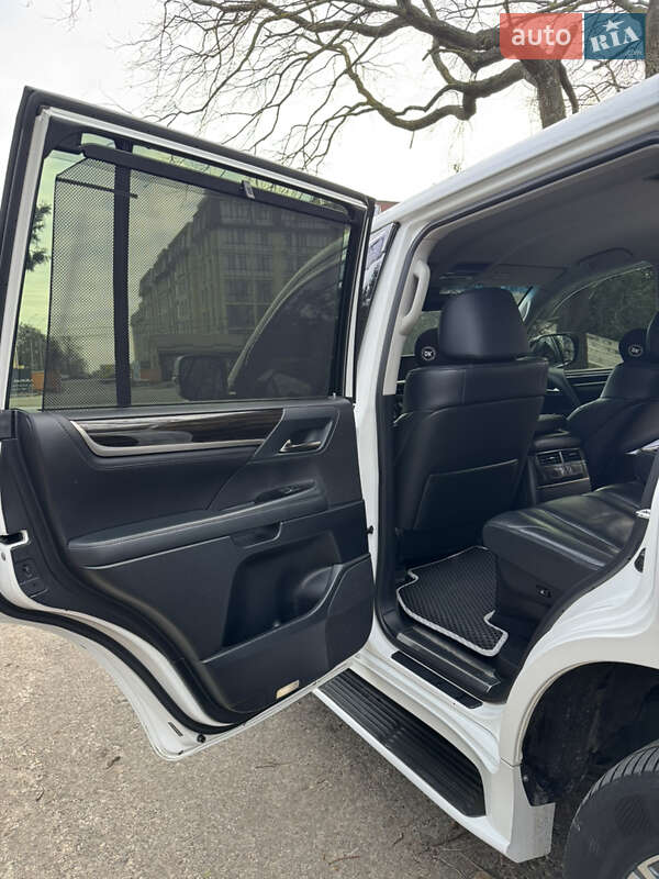 Позашляховик / Кросовер Lexus LX 2015 в Одесі