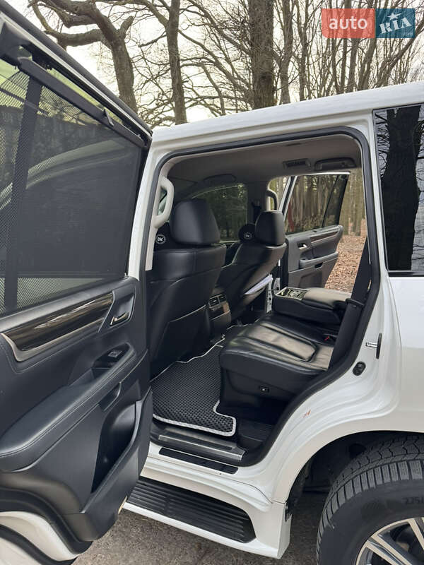 Позашляховик / Кросовер Lexus LX 2015 в Одесі