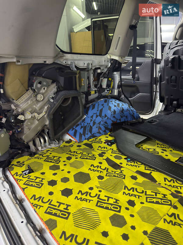 Позашляховик / Кросовер Lexus LX 2015 в Одесі