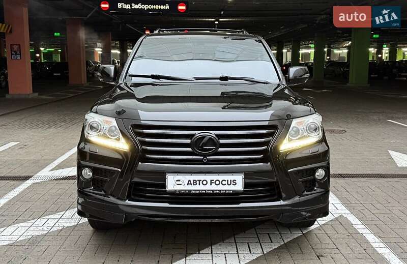 Внедорожник / Кроссовер Lexus LX 2012 в Киеве