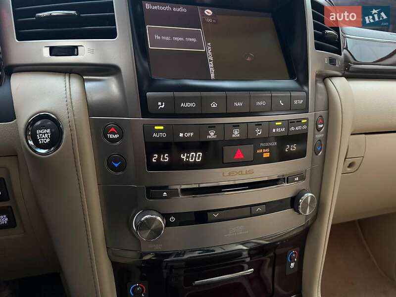 Внедорожник / Кроссовер Lexus LX 2012 в Киеве