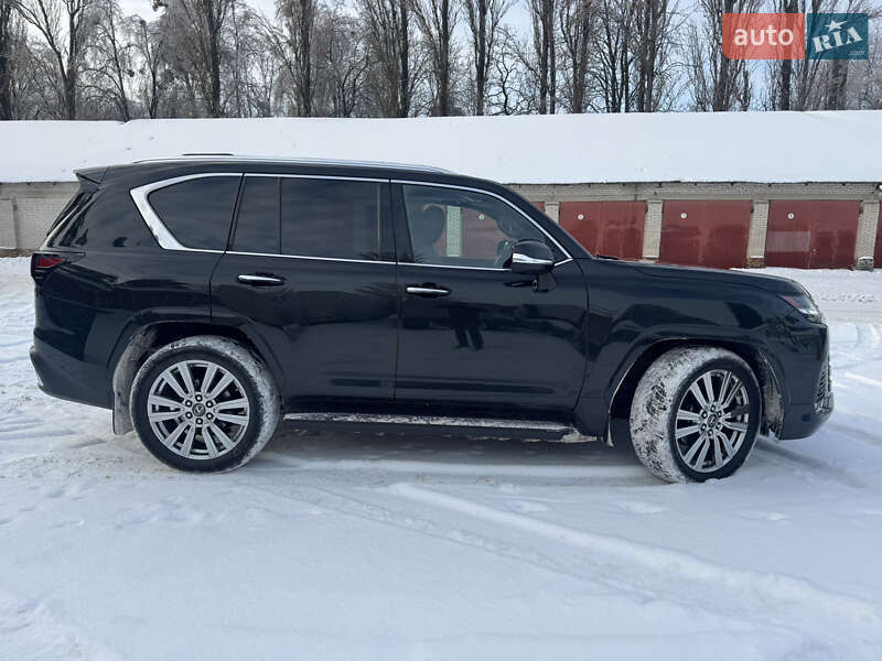 Внедорожник / Кроссовер Lexus LX 2023 в Киеве
