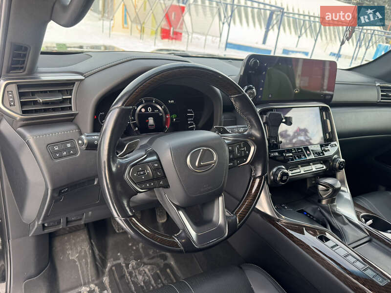 Внедорожник / Кроссовер Lexus LX 2023 в Киеве