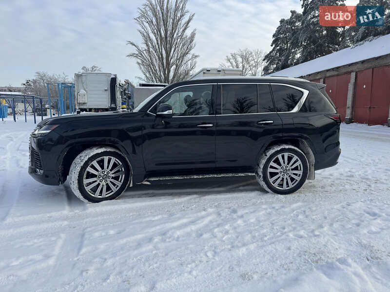 Внедорожник / Кроссовер Lexus LX 2023 в Киеве
