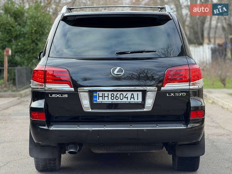 Внедорожник / Кроссовер Lexus LX 2013 в Одессе