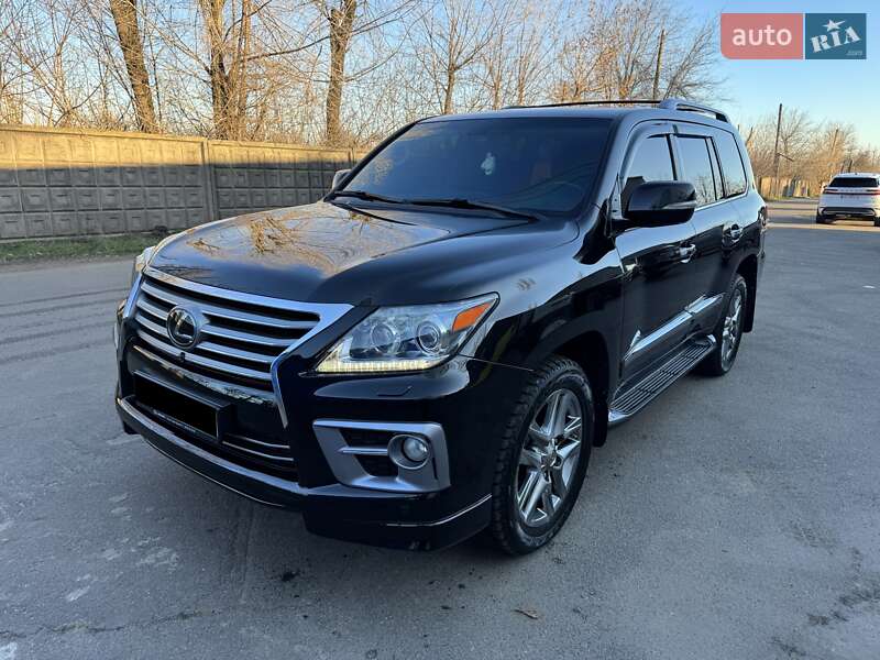 Внедорожник / Кроссовер Lexus LX 2013 в Кривом Роге