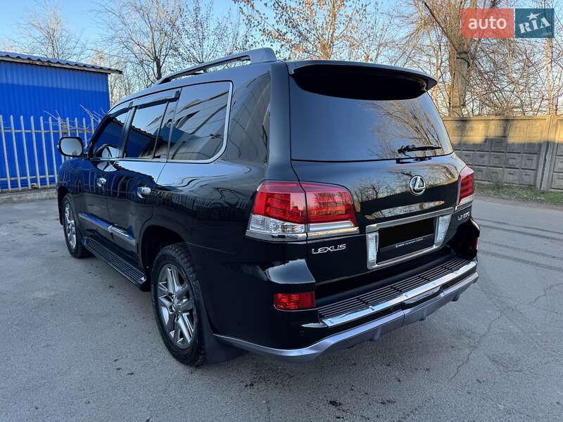 Внедорожник / Кроссовер Lexus LX 2013 в Кривом Роге