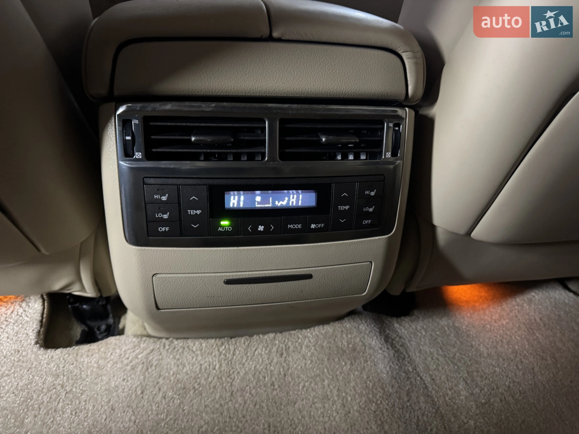 2011 Lexus LX - мініатюра 44