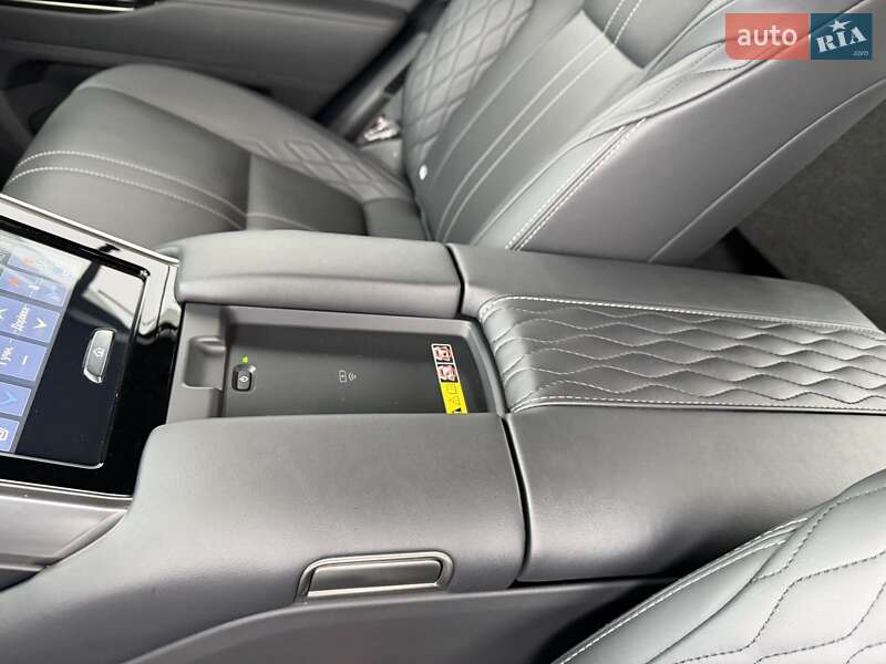 Внедорожник / Кроссовер Lexus LX 2022 в Киеве