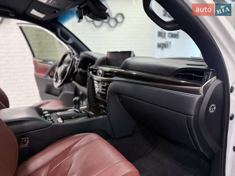 Внедорожник / Кроссовер Lexus LX 2020 в Одессе