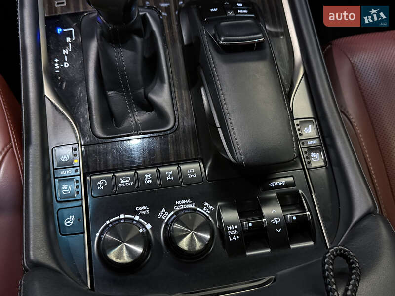 Внедорожник / Кроссовер Lexus LX 2020 в Одессе