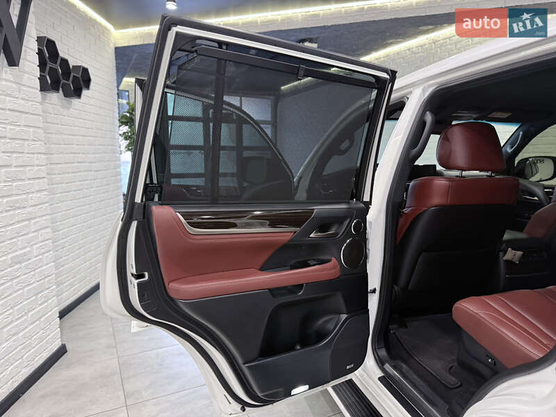 Внедорожник / Кроссовер Lexus LX 2020 в Одессе